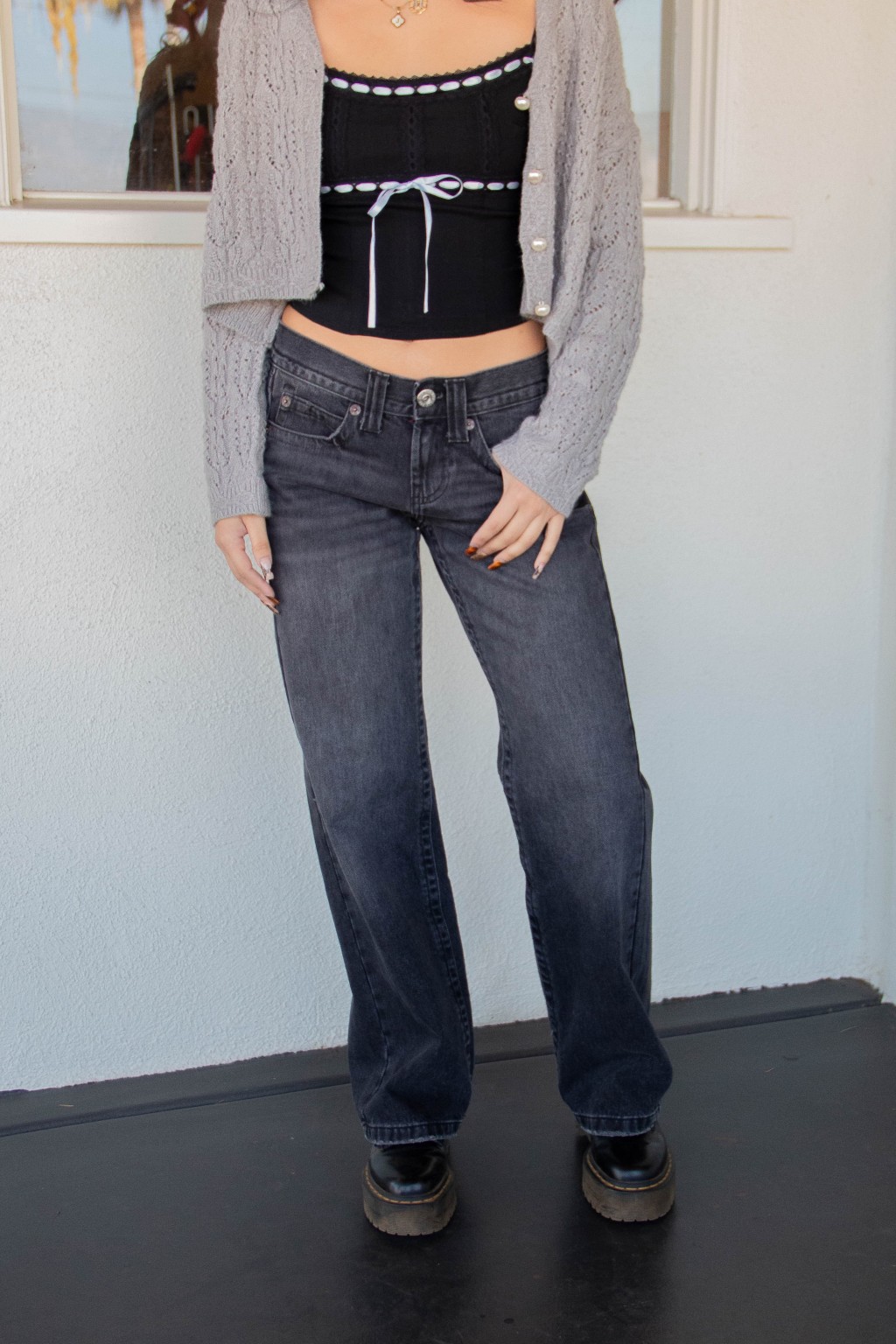 Relaxed Fit Low Boyfriend Jeans with Trendy Low-Rise Waist for Casual Style