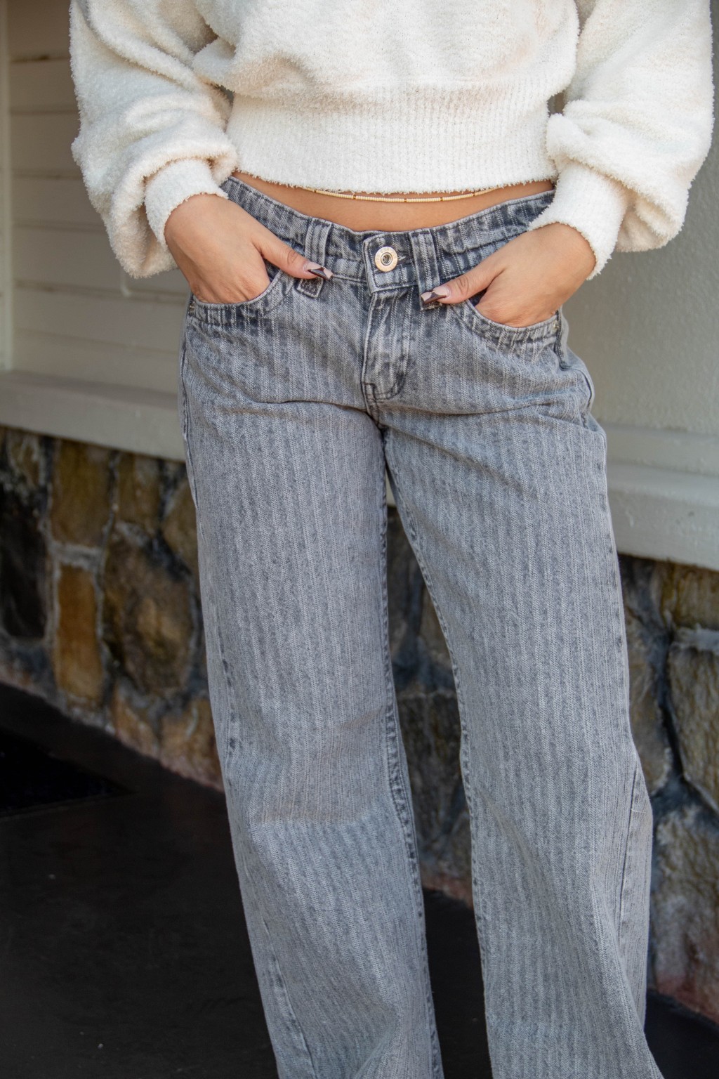 Trendy Grey Stripe Jeans Featuring Subtle Patterns and Versatile Style