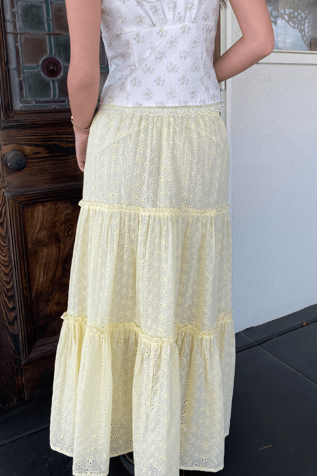 Chic Eyelet Maxi Skirt Featuring Intricate Patterns and Flowing Silhouette