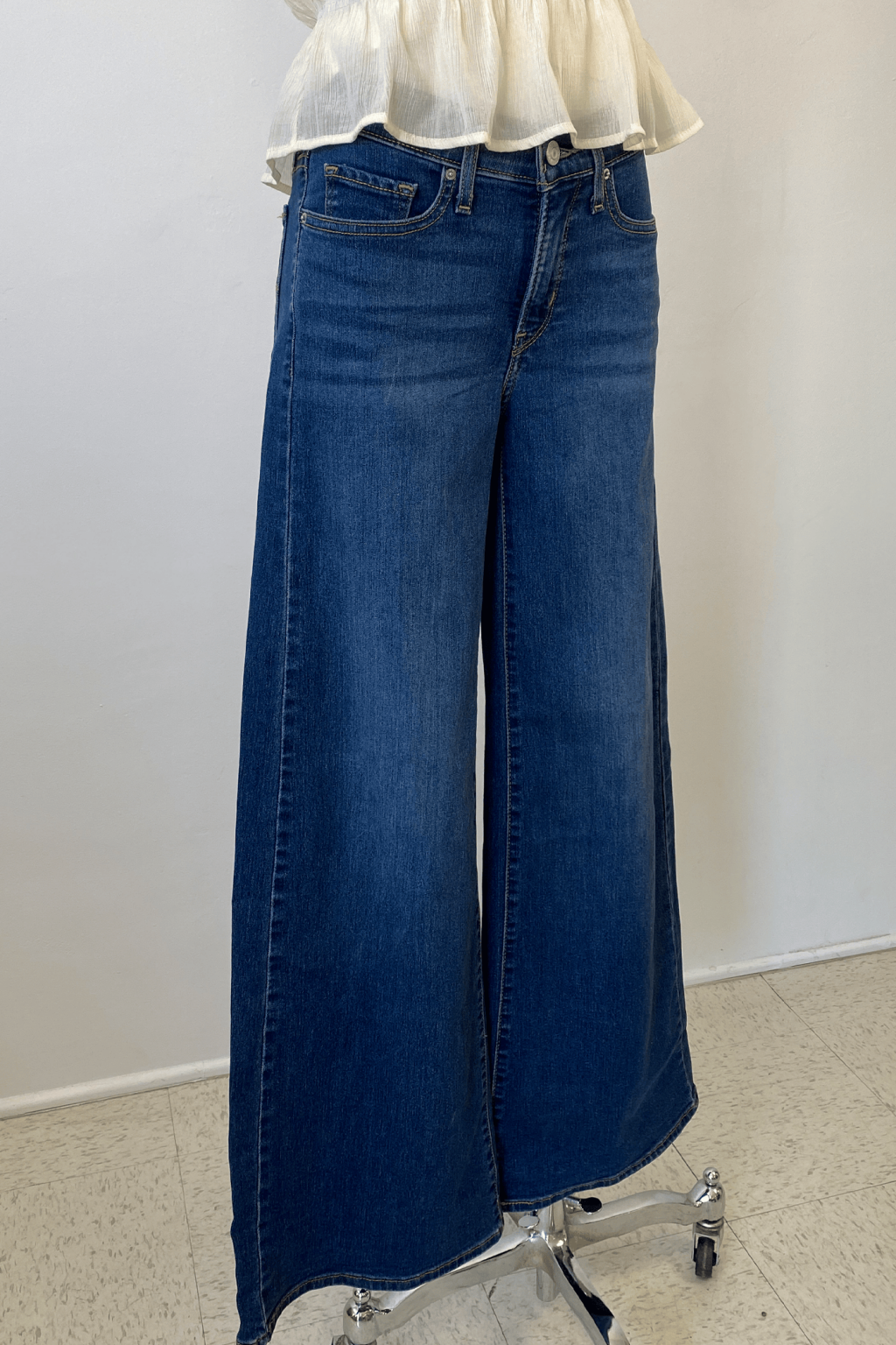 Clever Girl Shaping Wide Leg Jeans